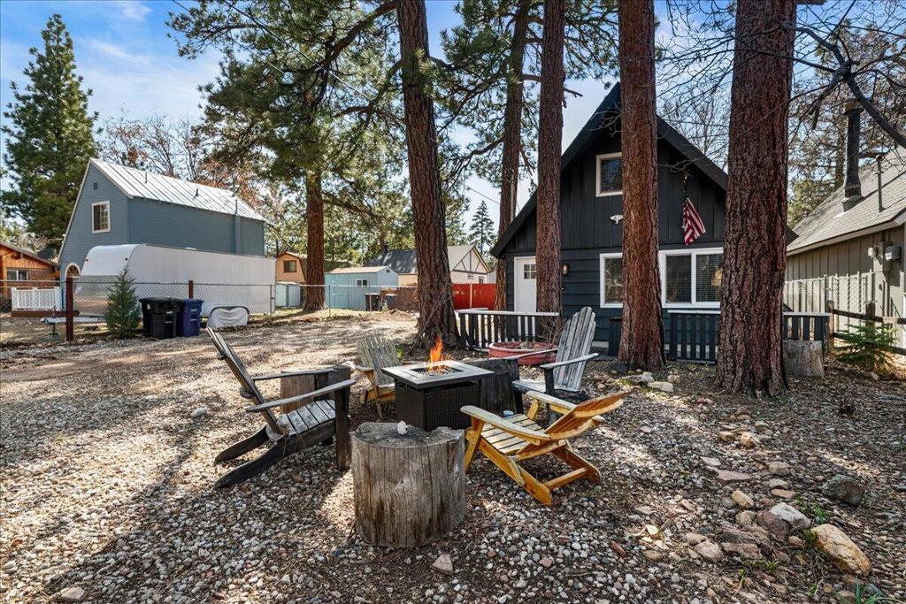 526 Kern Avenue Property Photo 2