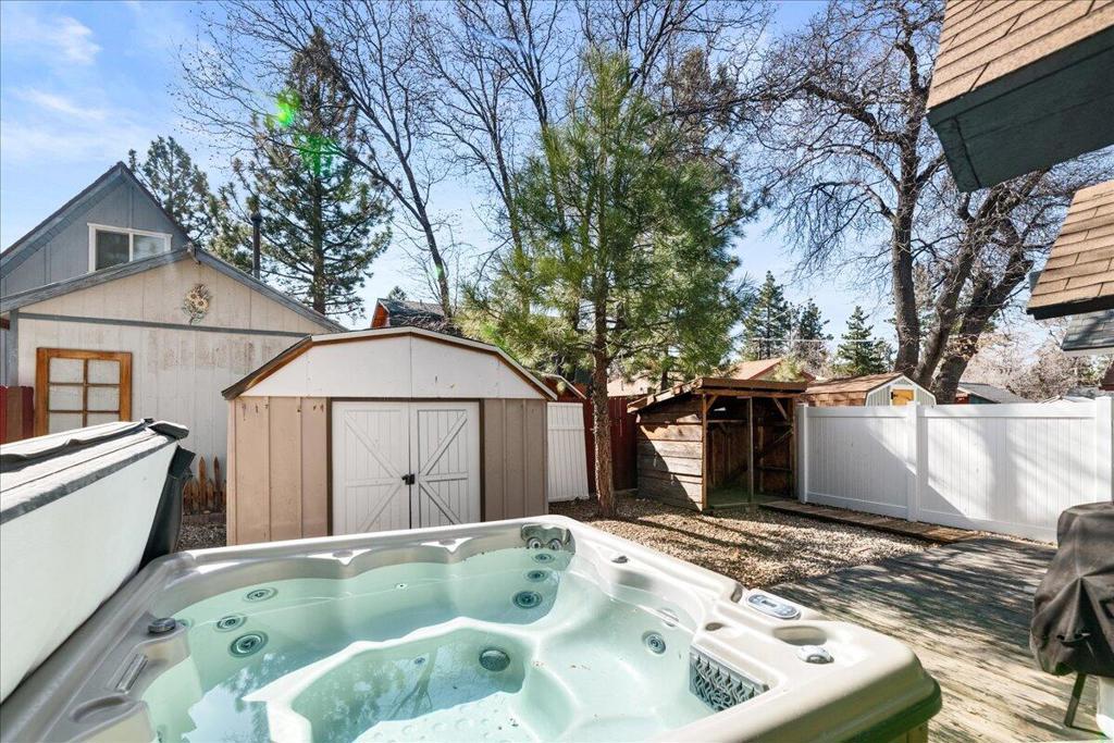 526 Kern Avenue Property Photo 22