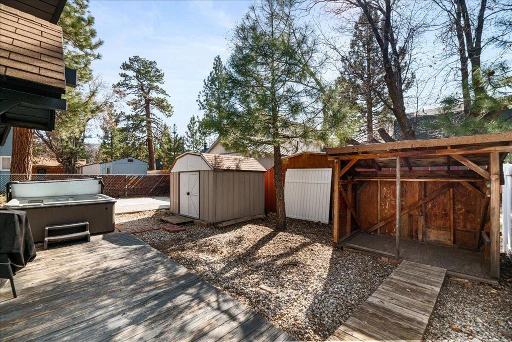 526 Kern Avenue Property Photo 24
