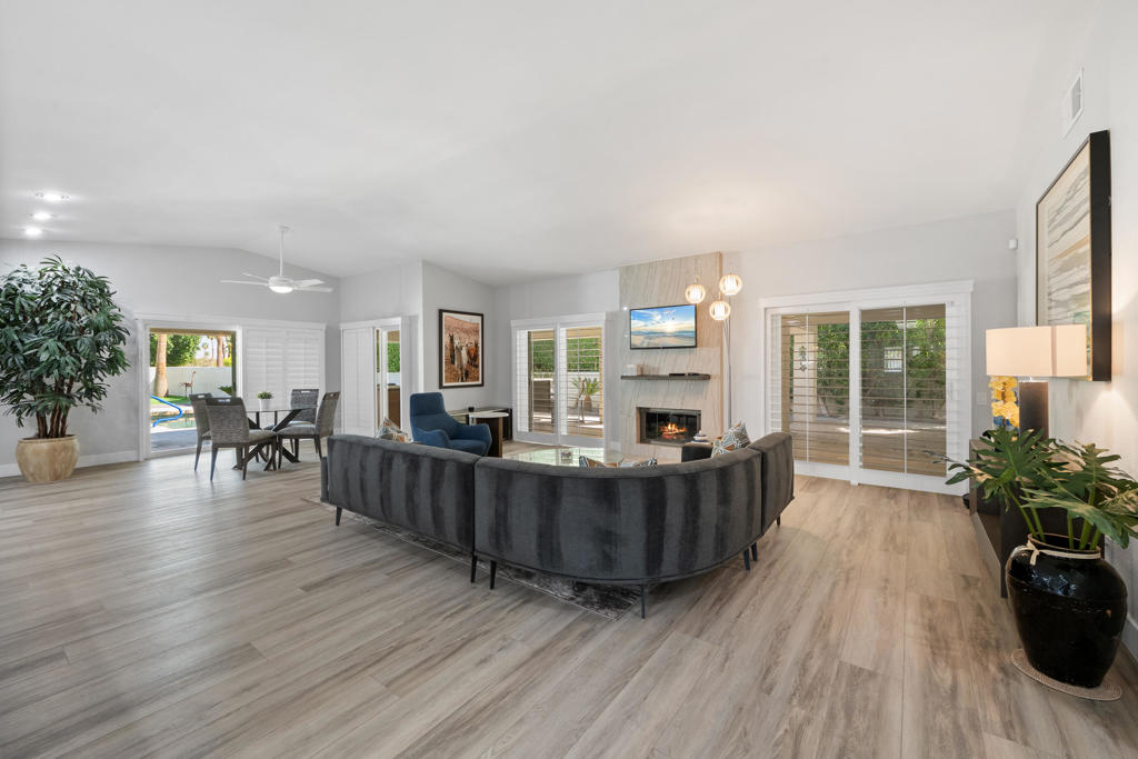 39060 Kilimanjaro Court Property Photo 1
