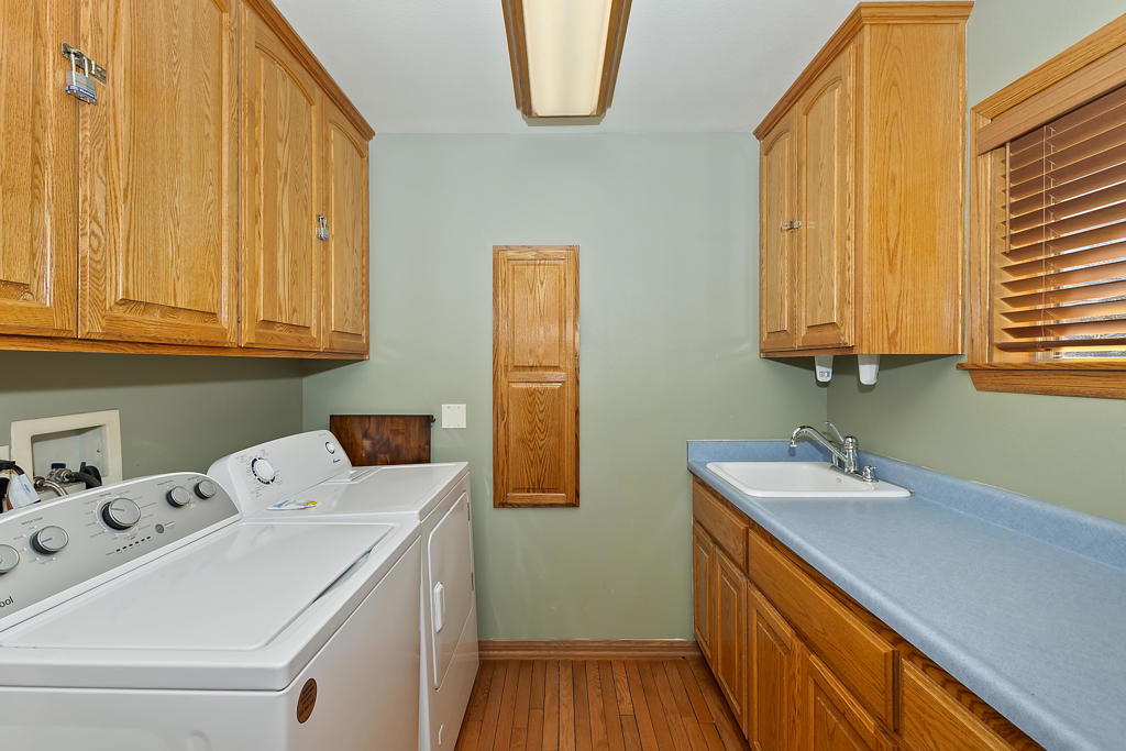 387 Wren Drive Property Photo 39