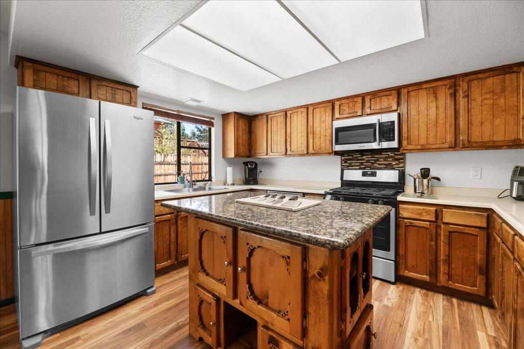 1088 Snow Ridge Road Property Photo 11