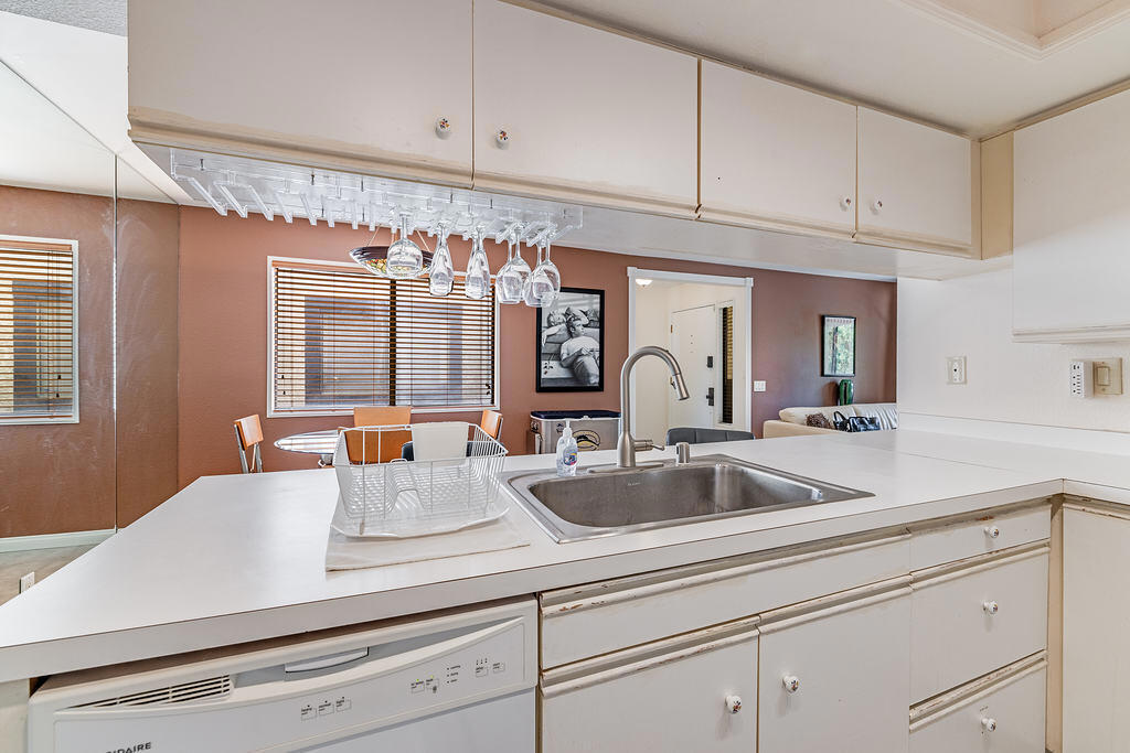 200 E Racquet Club Road 68 Property Photo 15