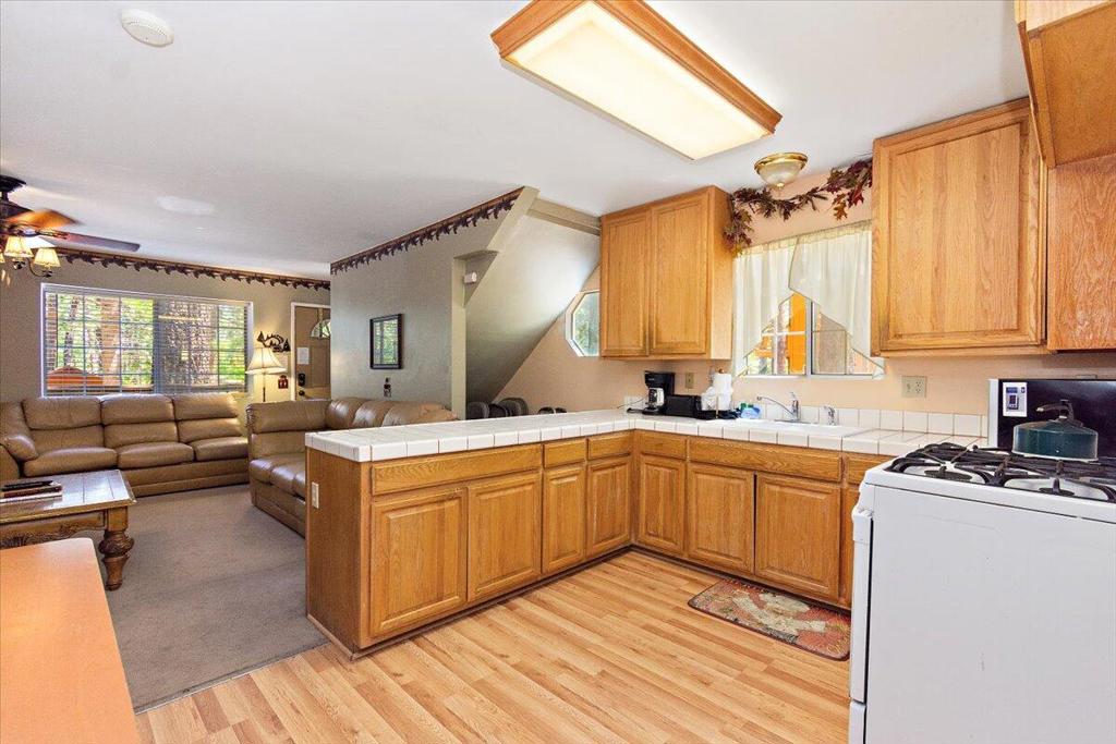42557 La Cerena Avenue Property Photo 15