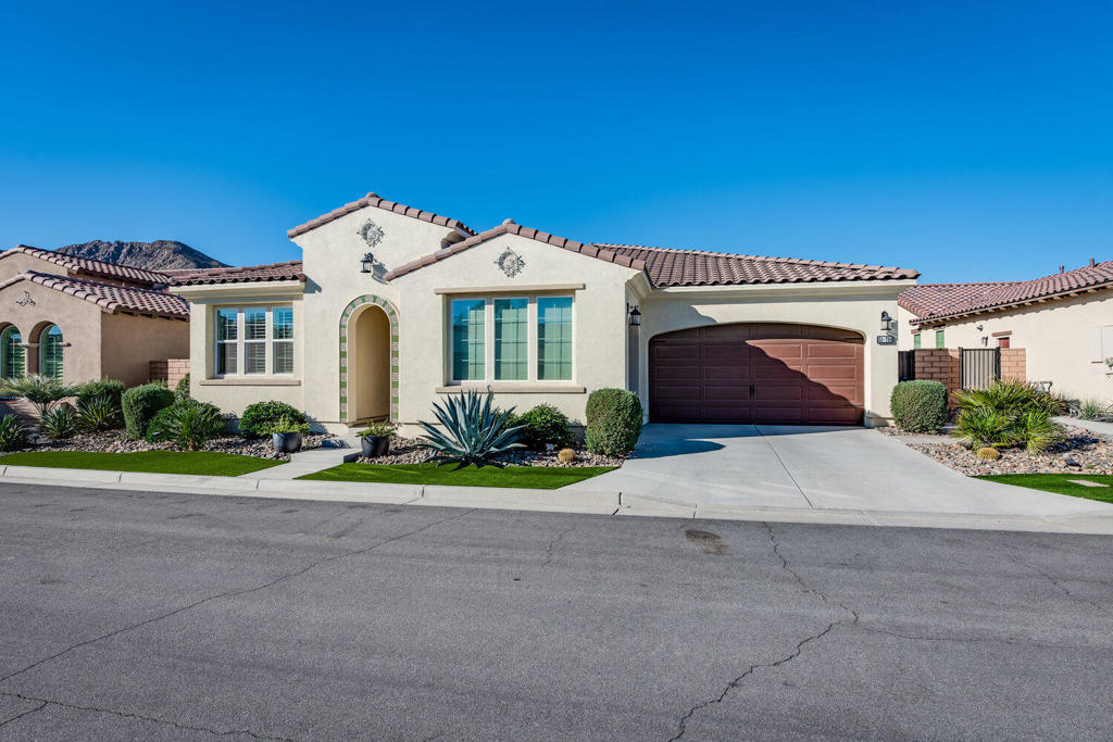 51799 Via Santero Property Photo