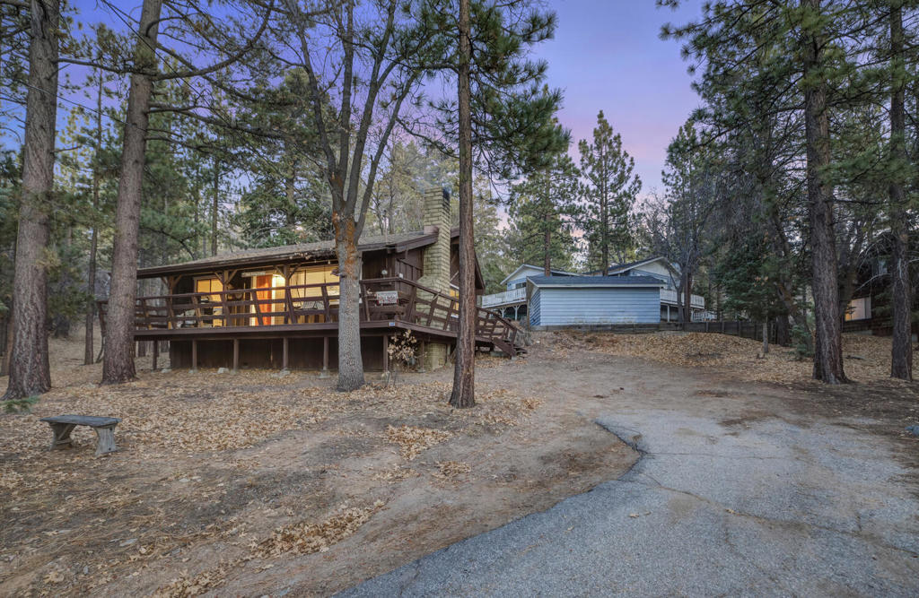 43497 Colusa Court Property Photo 4