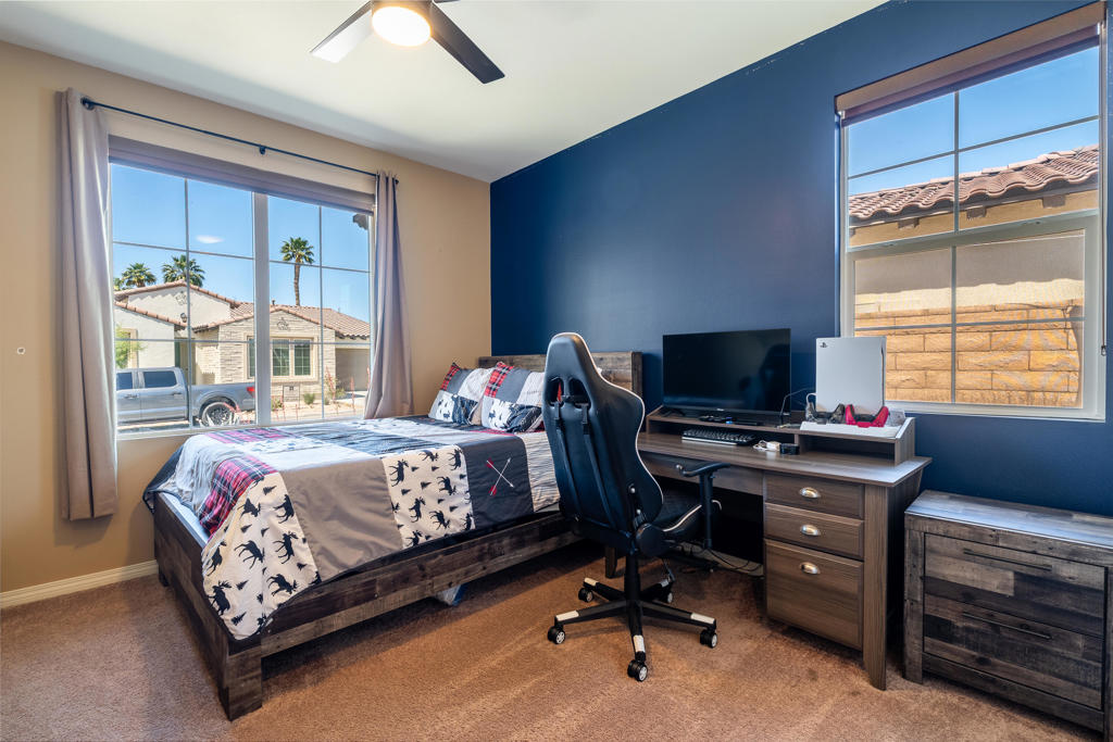 51862 Via Crespi Property Photo 6