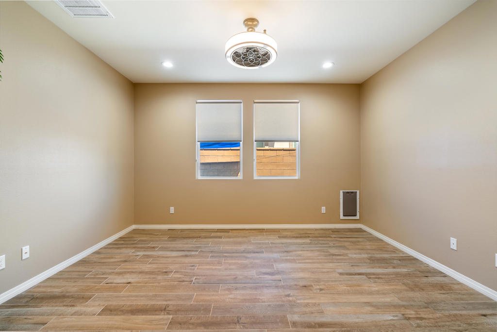 51862 Via Crespi Property Photo 11
