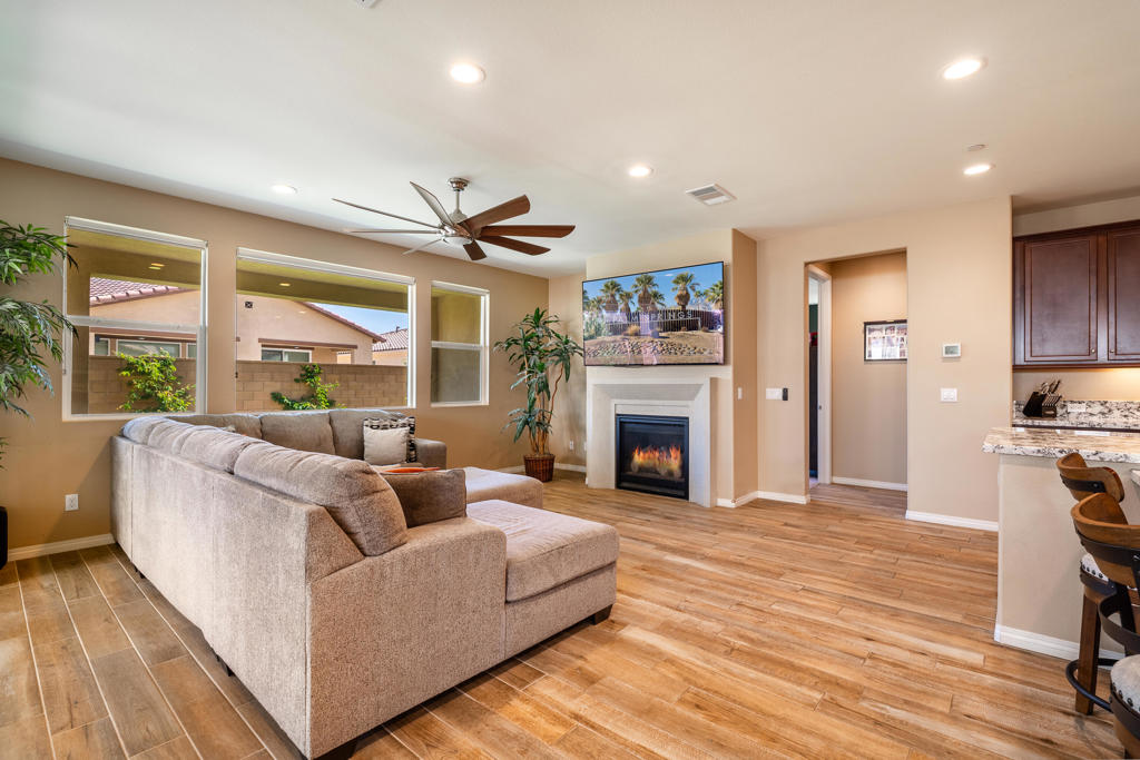 51862 Via Crespi Property Photo 21