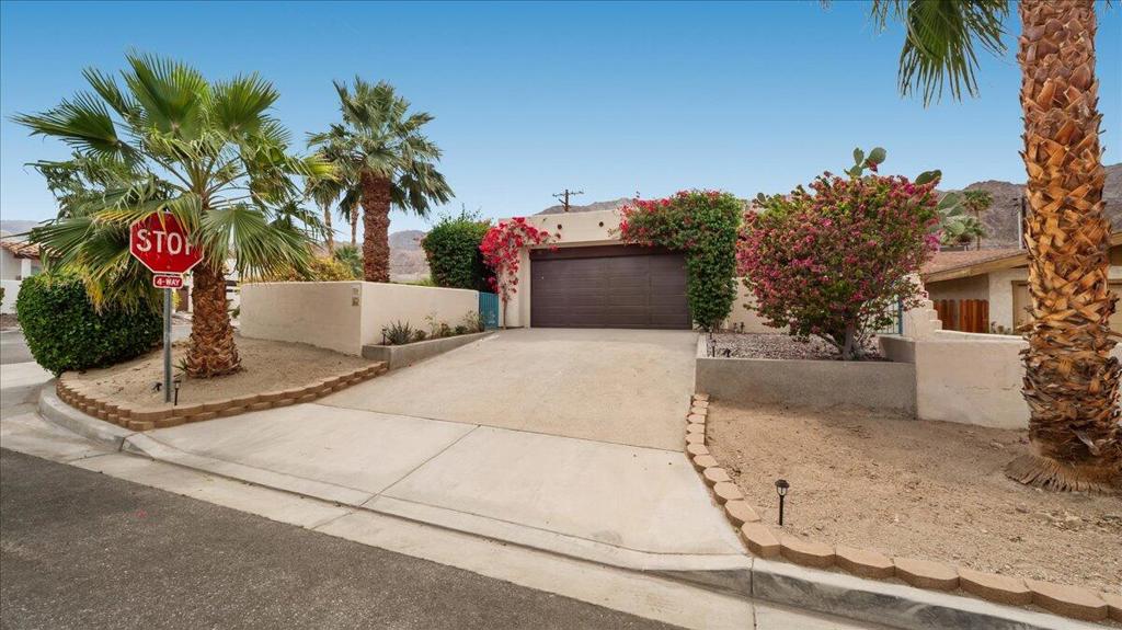 52451 Avenida Obregon Property Photo 1
