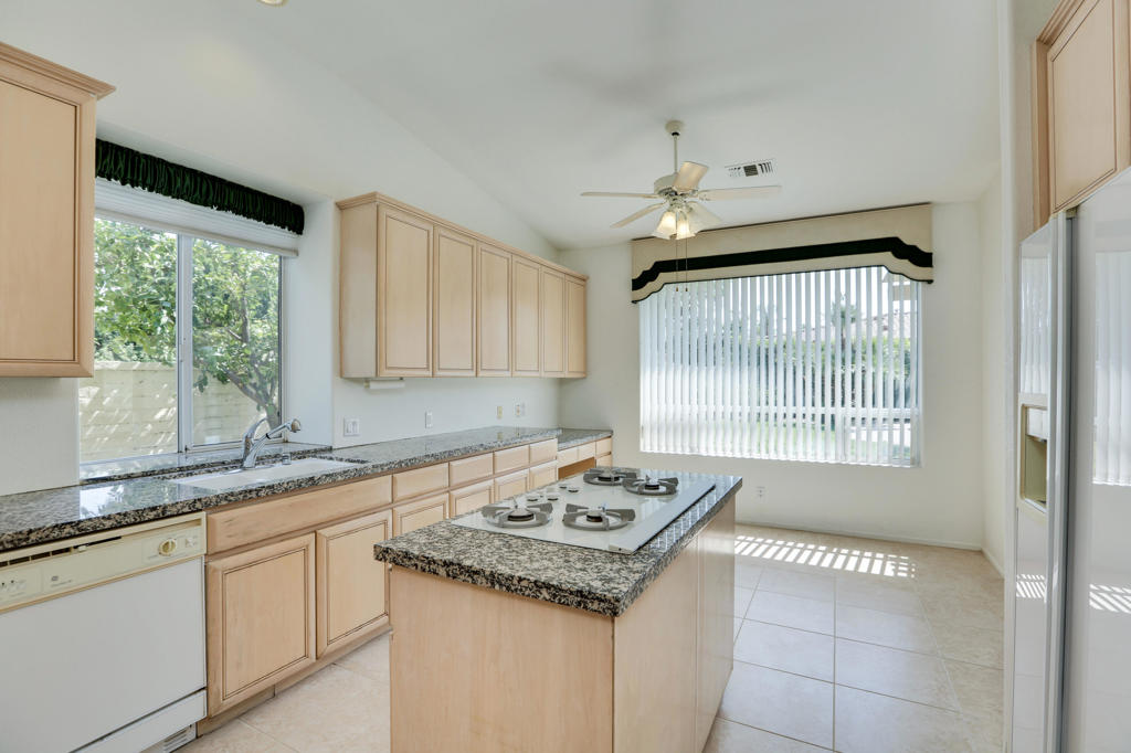 40750 Avenida Arcada Property Photo 4