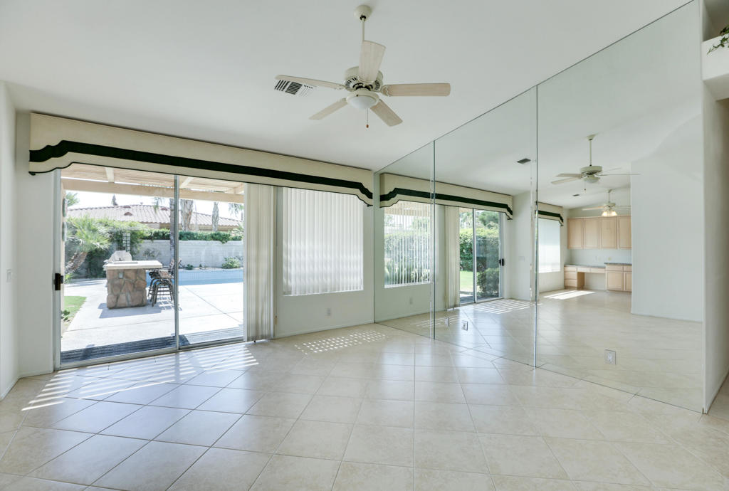40750 Avenida Arcada Property Photo 5