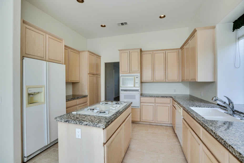 40750 Avenida Arcada Property Photo 16