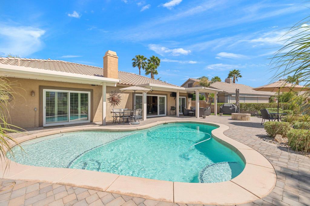 45553 Meadow Lake Drive Property Photo 1