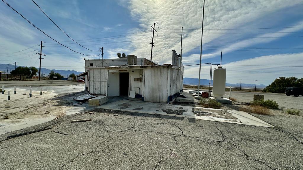 82264 Trona Rd Property Photo 3