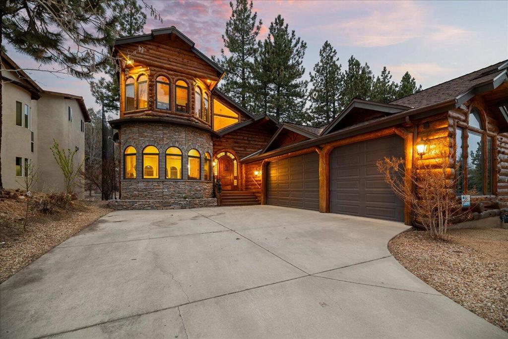 1215 Wolf Creek Court Property Photo 3
