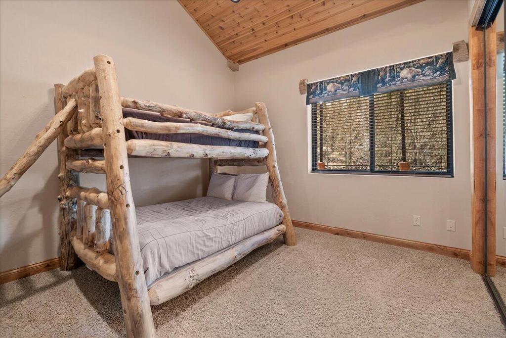 1215 Wolf Creek Court Property Photo 33