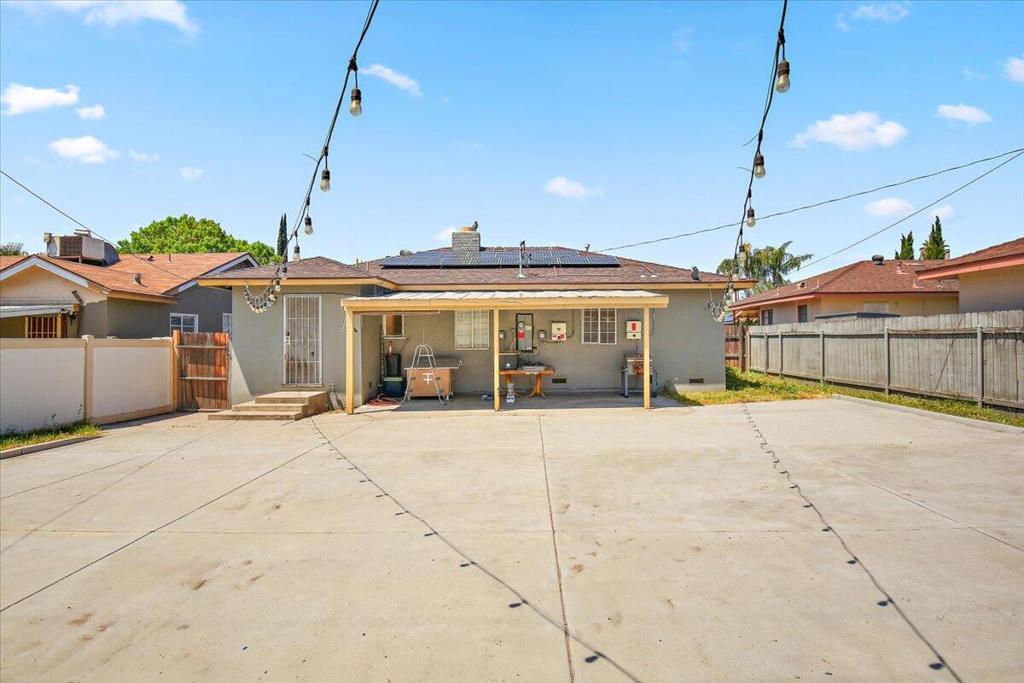 1307 Oakhurst St Drive Property Photo 18