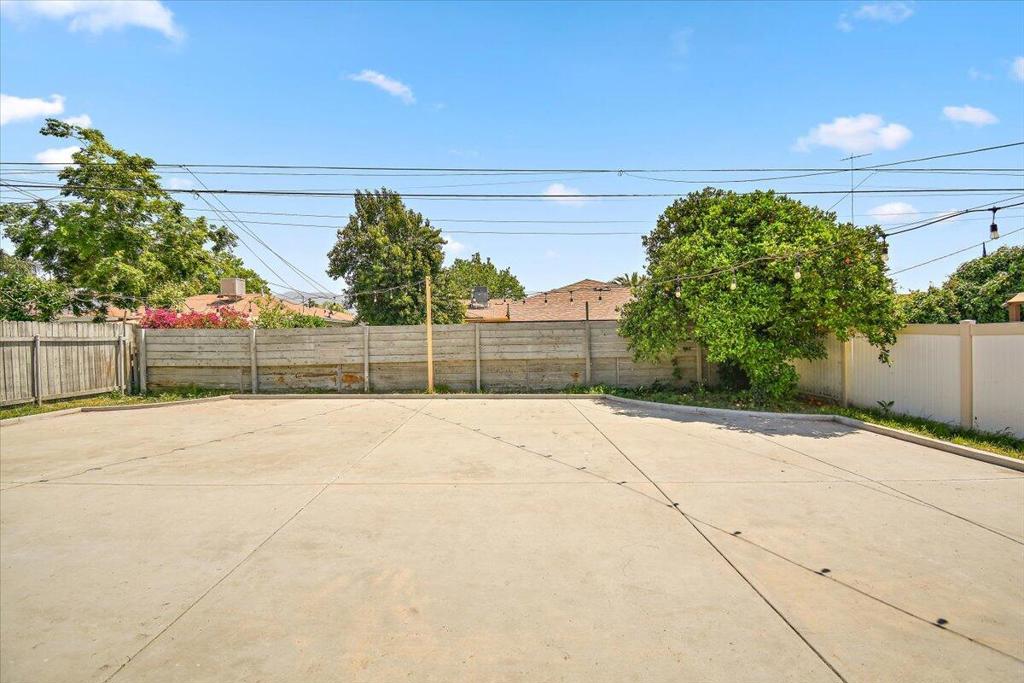 1307 Oakhurst St Drive Property Photo 19