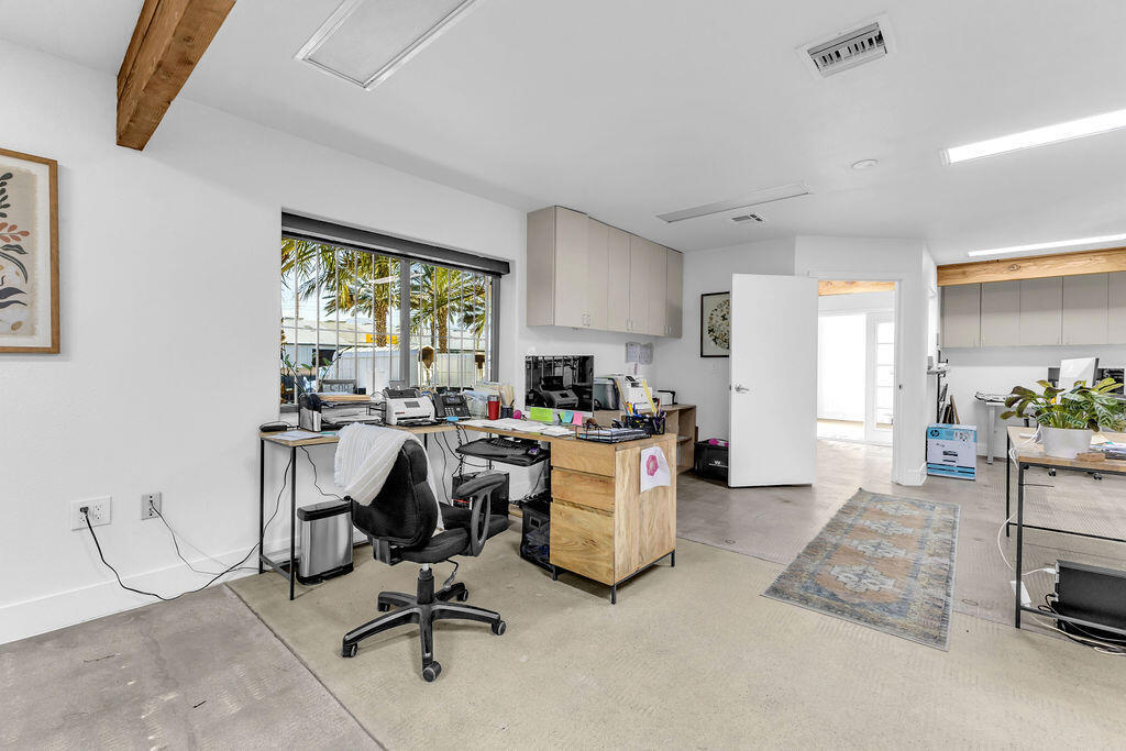 81500 Industrial Place Property Photo 12