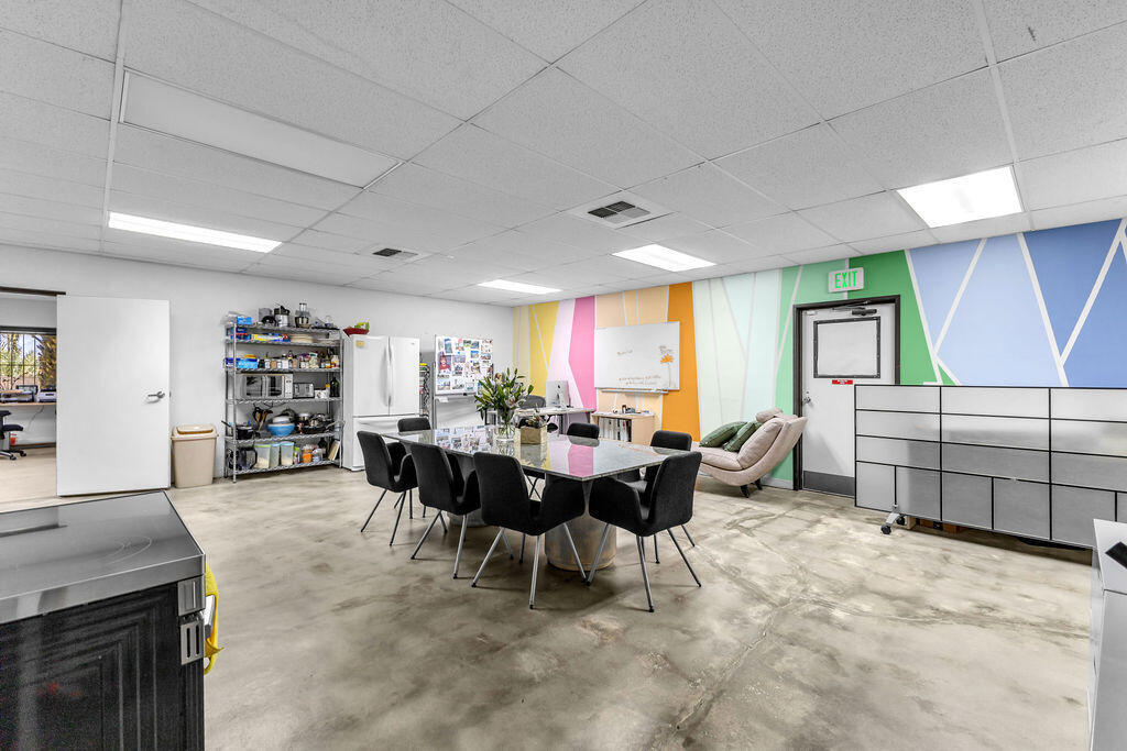 81500 Industrial Place Property Photo 18