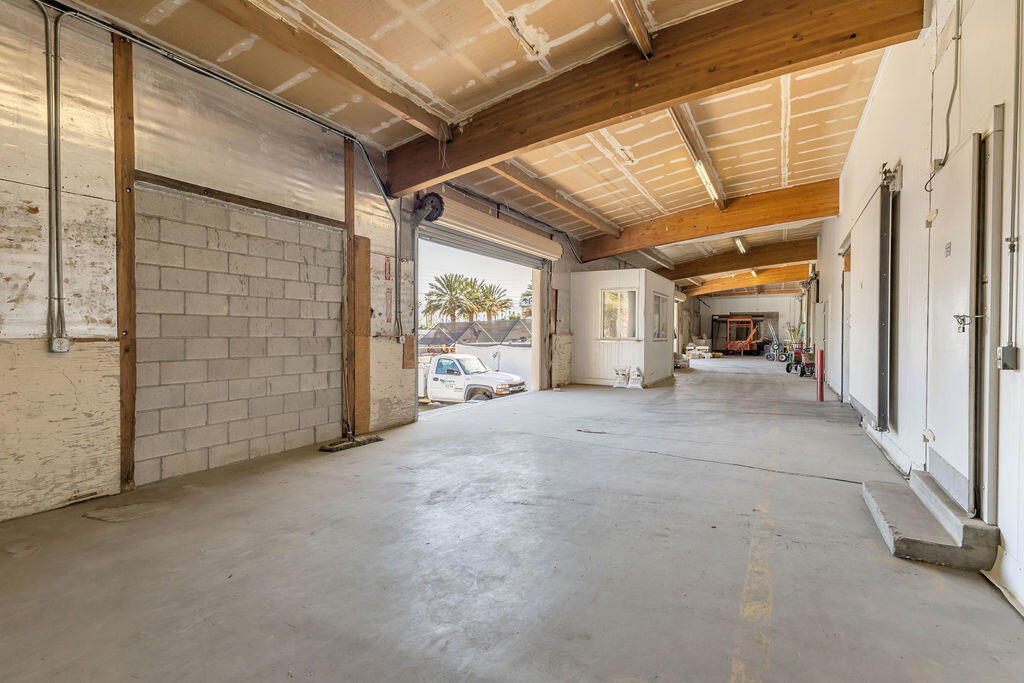 81500 Industrial Place Property Photo 48