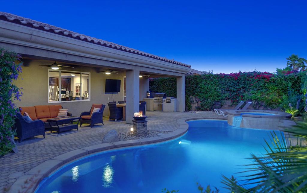 80055 Golden Gate Drive Property Photo 1