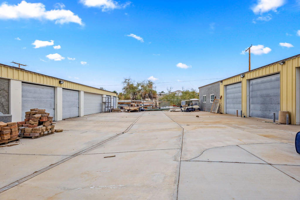 168866 Havasu Lake Road Property Photo 5
