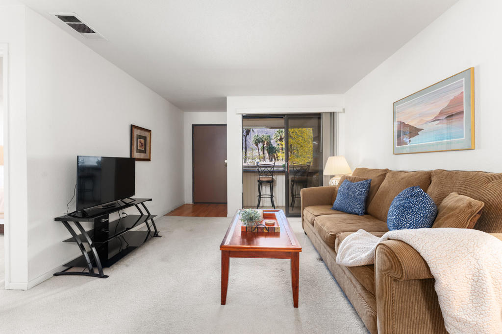 685 N Ashurst Court H207 Property Photo 6
