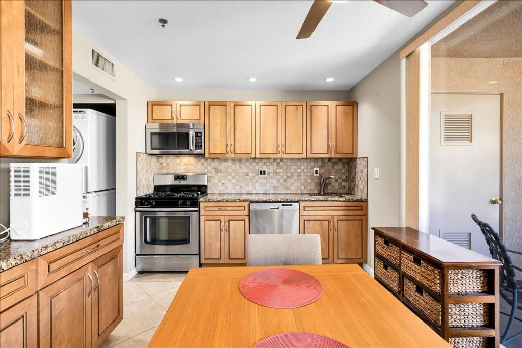 1555 N Chaparral Road 328 Property Photo 10