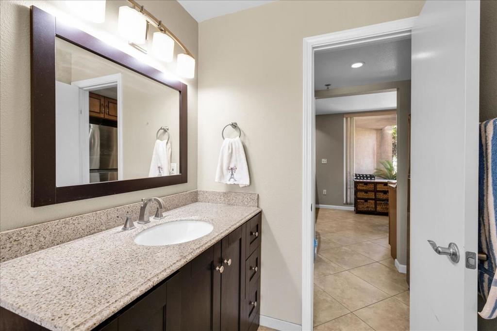 1555 N Chaparral Road 328 Property Photo 18