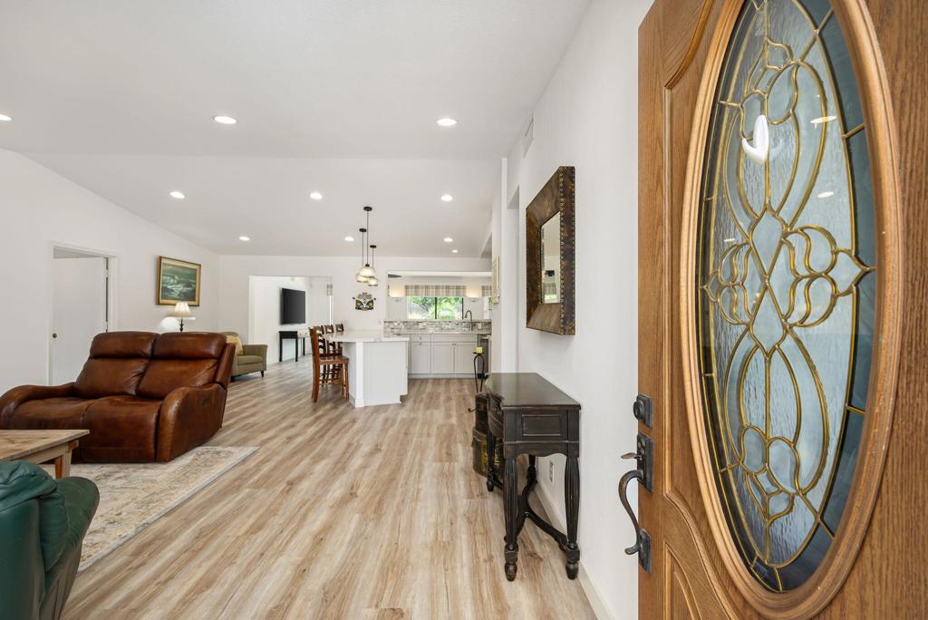 74619 Fairway Drive Property Photo 6