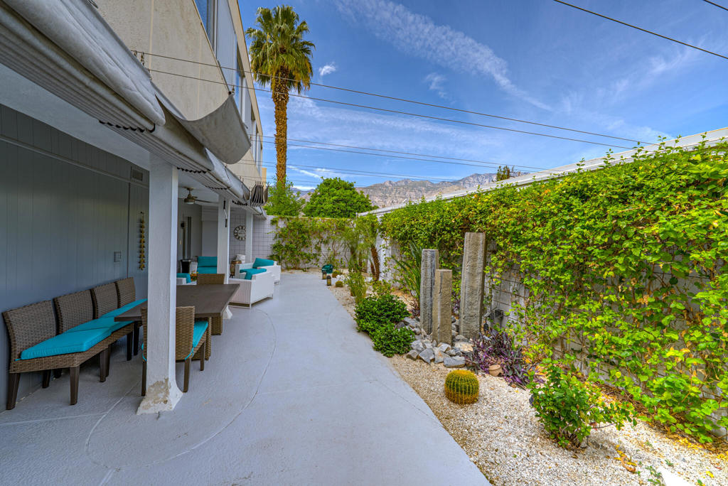 477 Desert Lakes Drive Property Photo 31