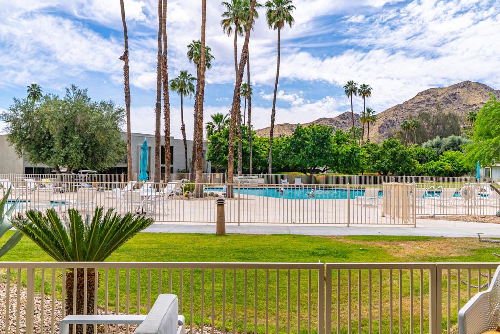 477 Desert Lakes Drive Property Photo 40