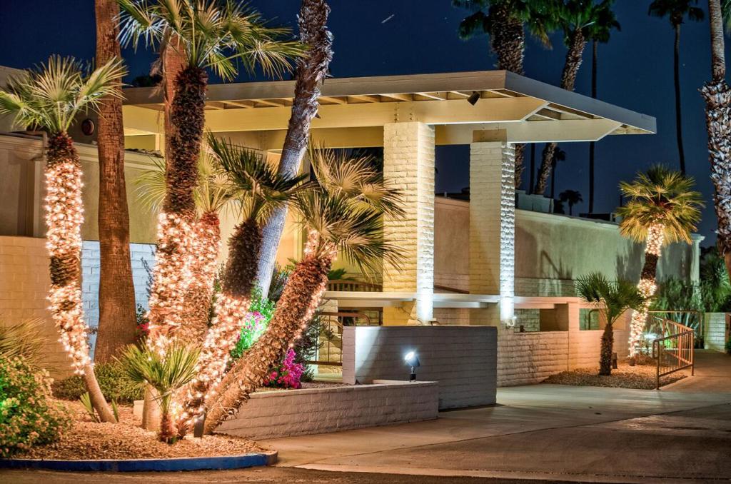 477 Desert Lakes Drive Property Photo 44