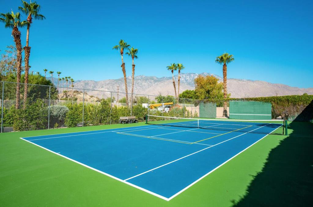 477 Desert Lakes Drive Property Photo 54