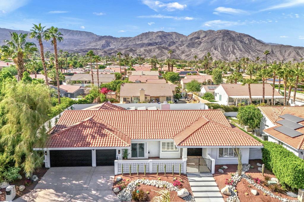 47215 Heliotrope Drive Property Photo 1