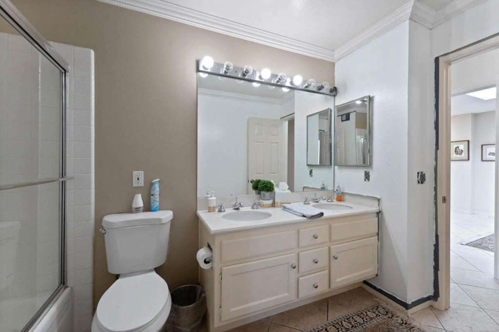 191 Madrid Avenue Property Photo 16