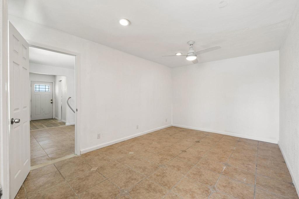 44510 San Carlos Avenue Property Photo 17