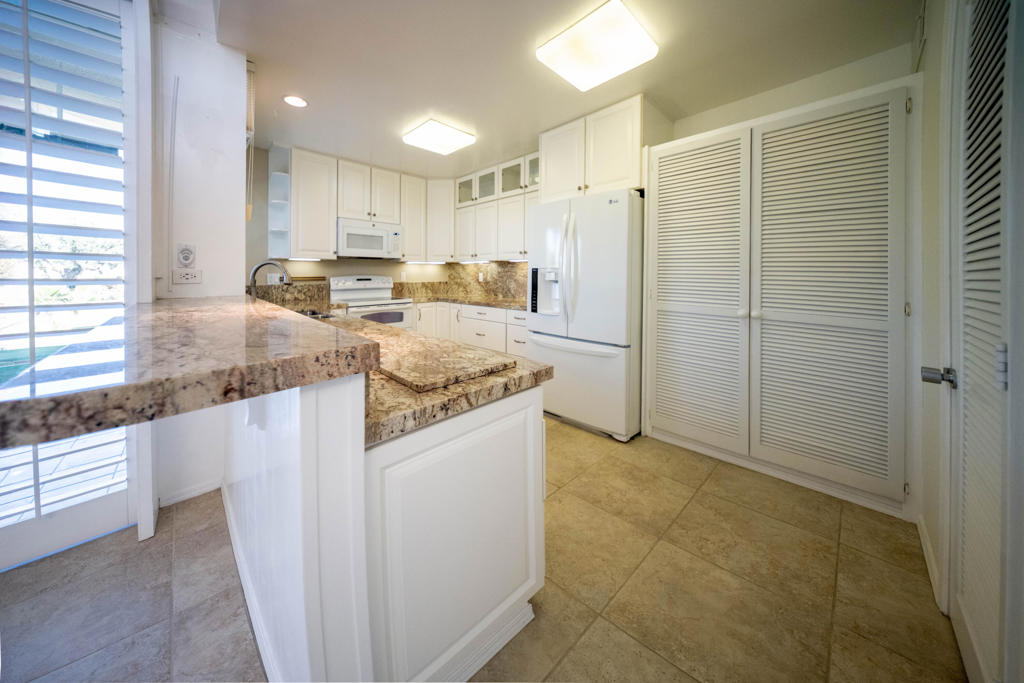 73700 Grapevine Street 14 Property Photo 28