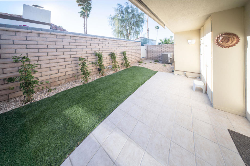 73700 Grapevine Street 14 Property Photo 33