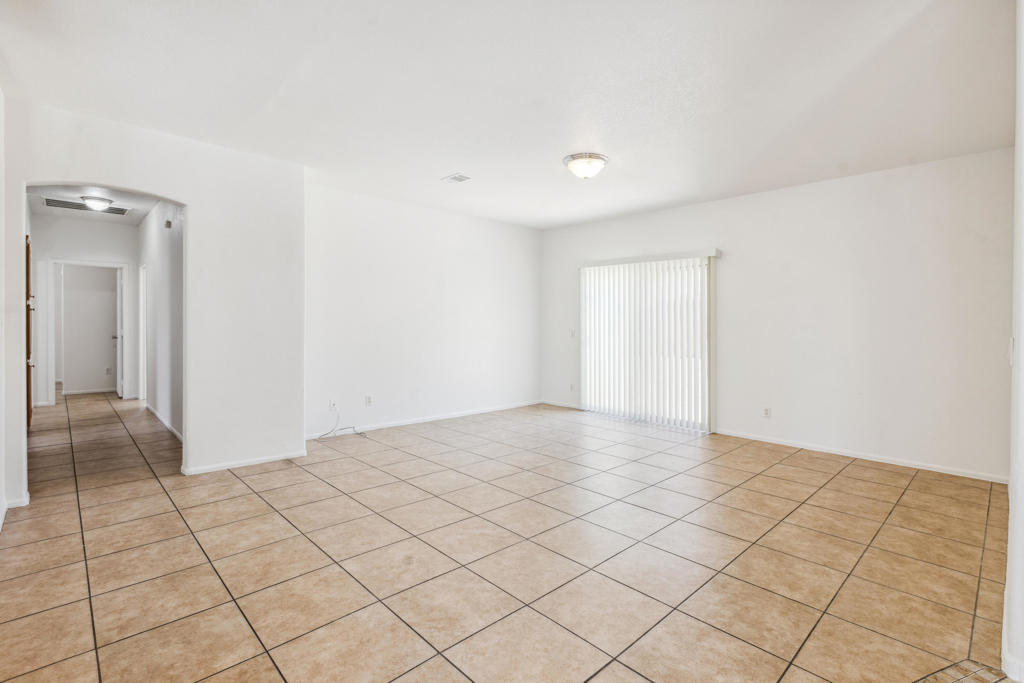 13805 Hidalgo Street Property Photo 8