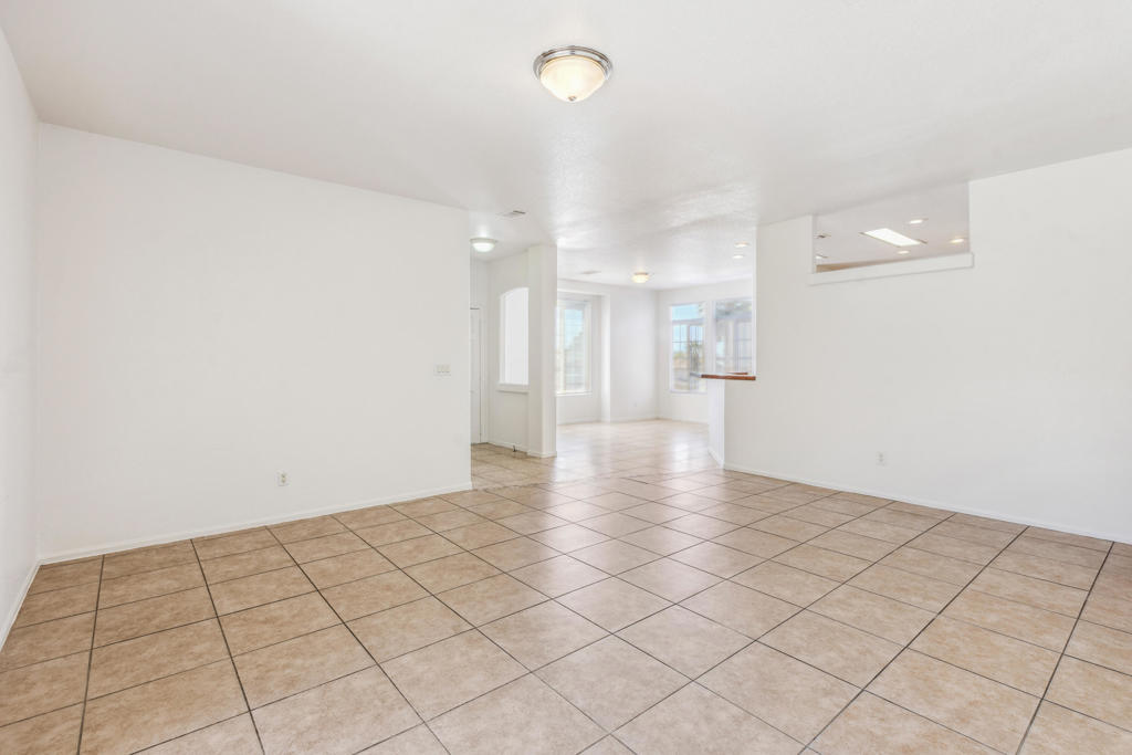 13805 Hidalgo Street Property Photo 9