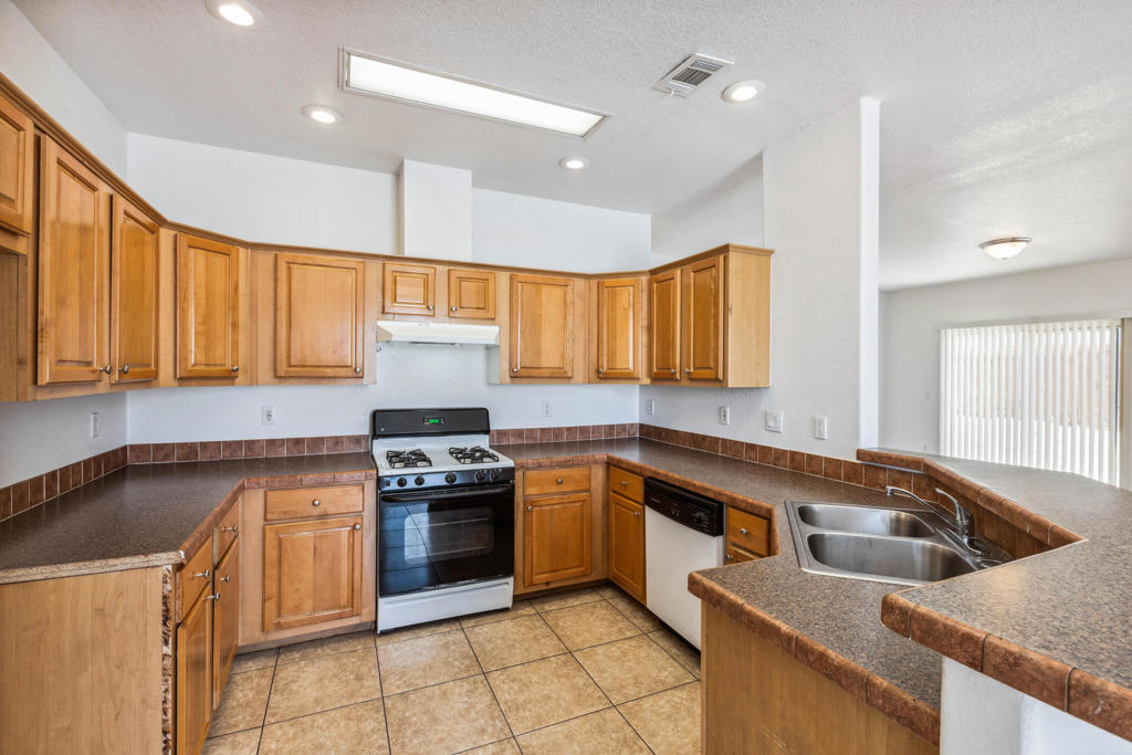 13805 Hidalgo Street Property Photo 14