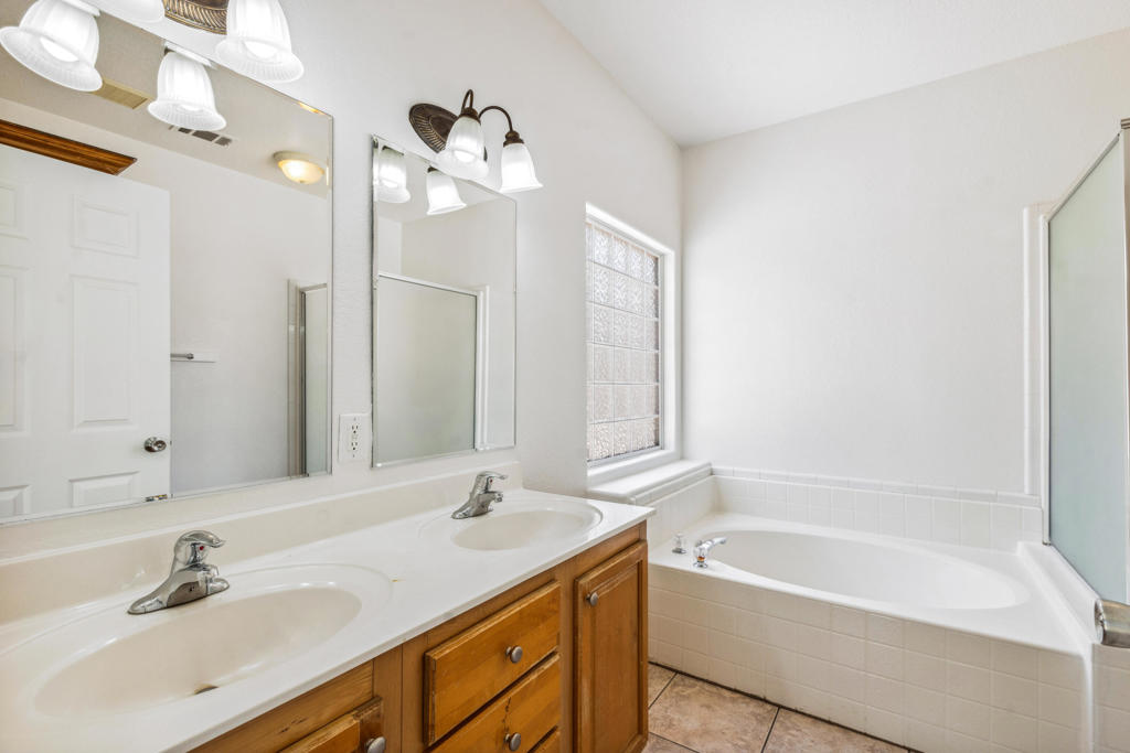 13805 Hidalgo Street Property Photo 19