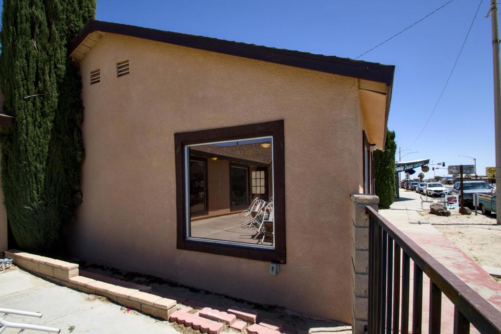 55792 29 Palms Highway Property Photo 43