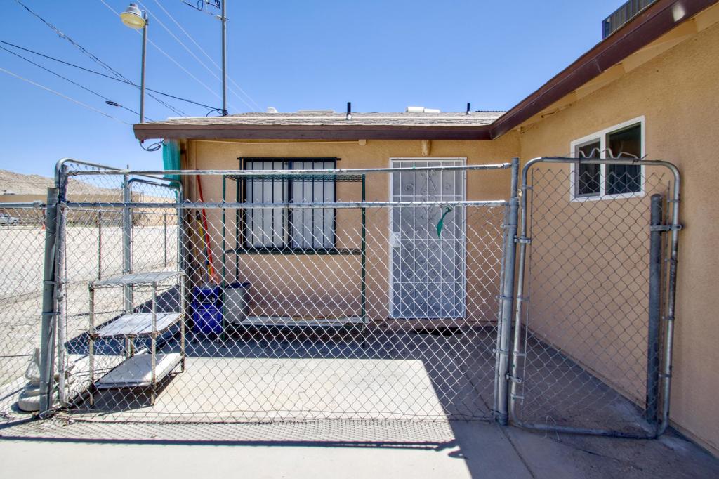 55792 29 Palms Highway Property Photo 45