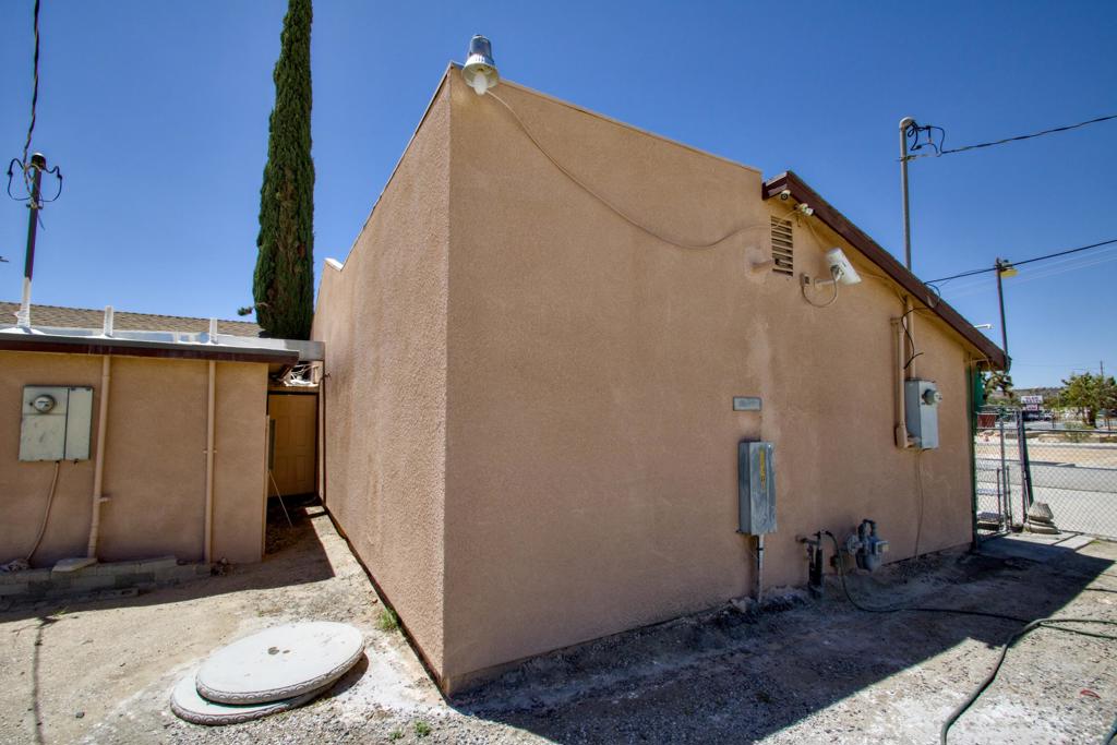 55792 29 Palms Highway Property Photo 48