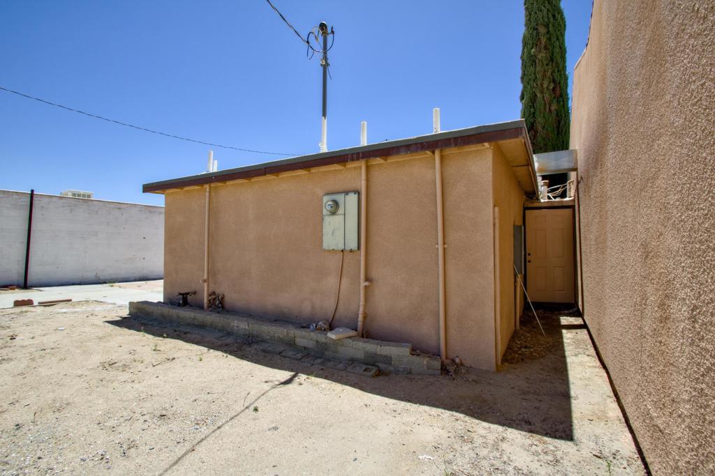 55792 29 Palms Highway Property Photo 56