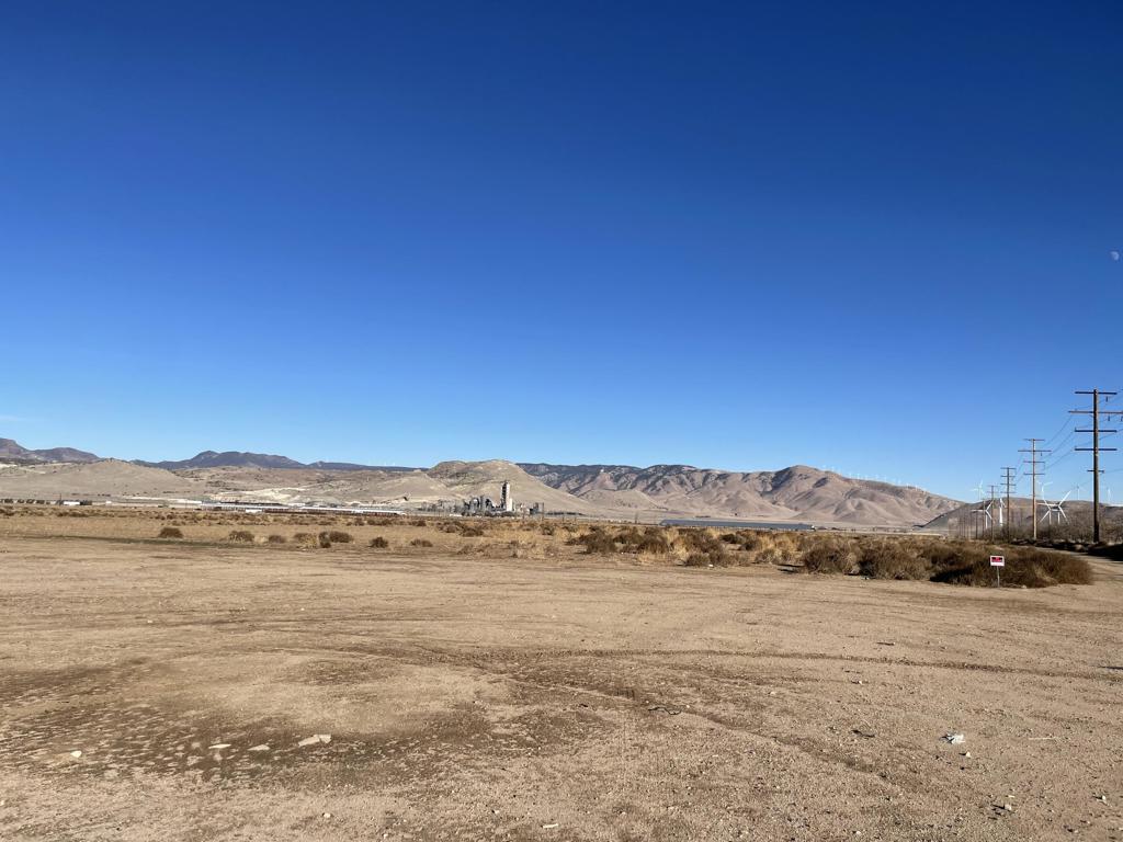 20028 Tehachapi Willow Springs Road Property Photo 16